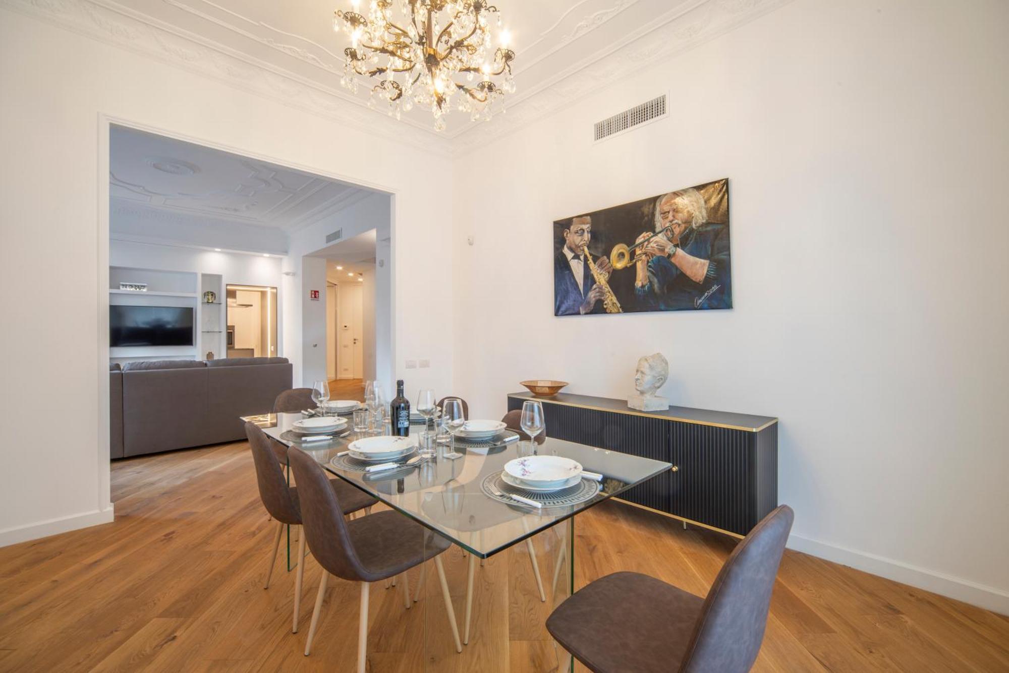Colosseo A 900 M - Circo Massimo - Aventino Licinia Luxury Apartment *